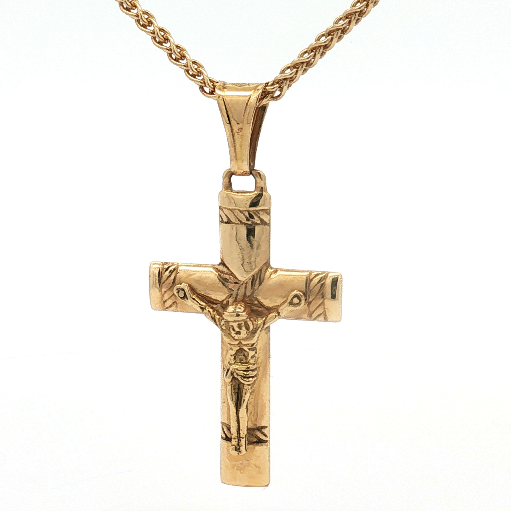 Estate 18K Yellow Gold Crucifix Pendant