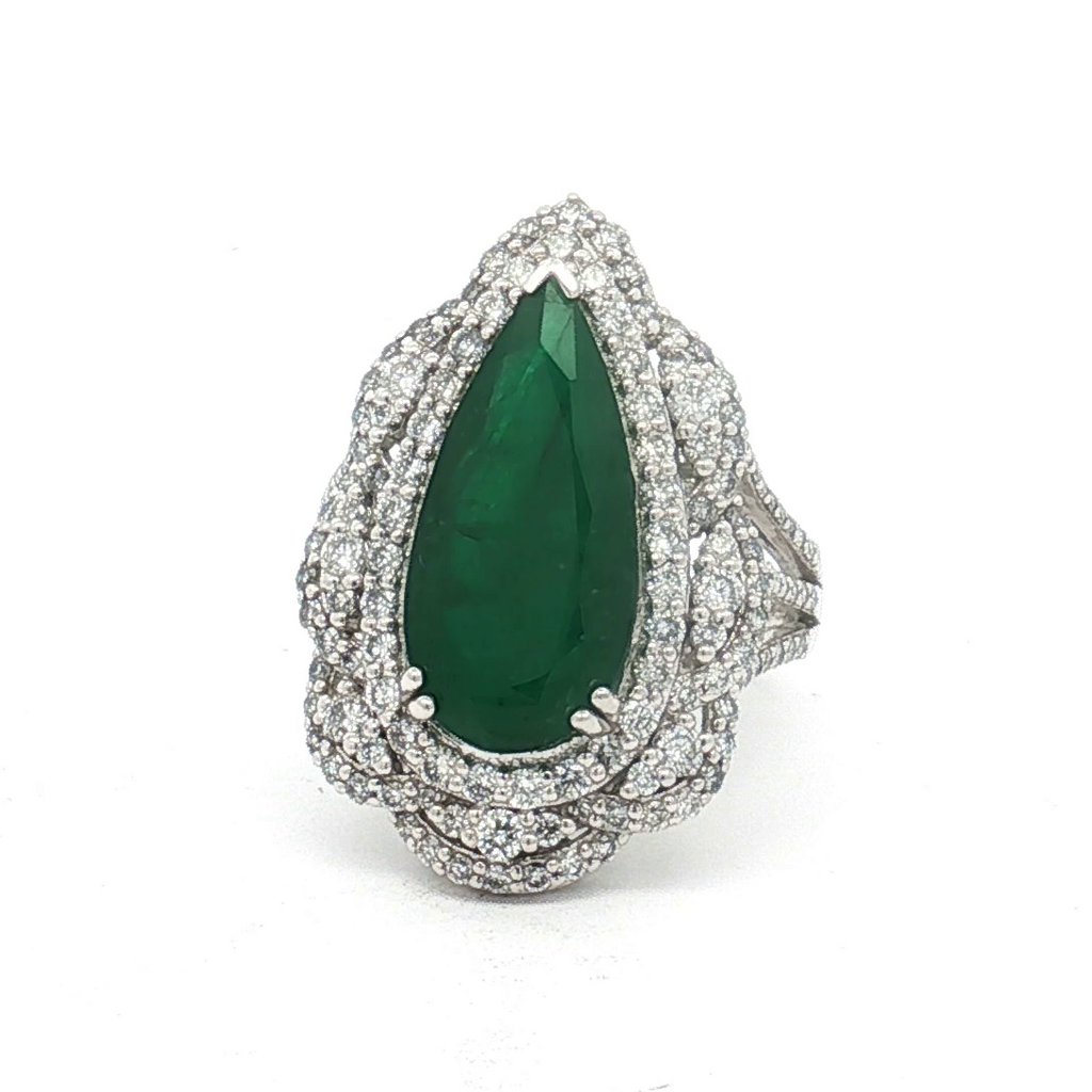 Oscar Friedman Platinum 4.8 Carat Russian Emerald and Diamond Ring (GIA Certified)