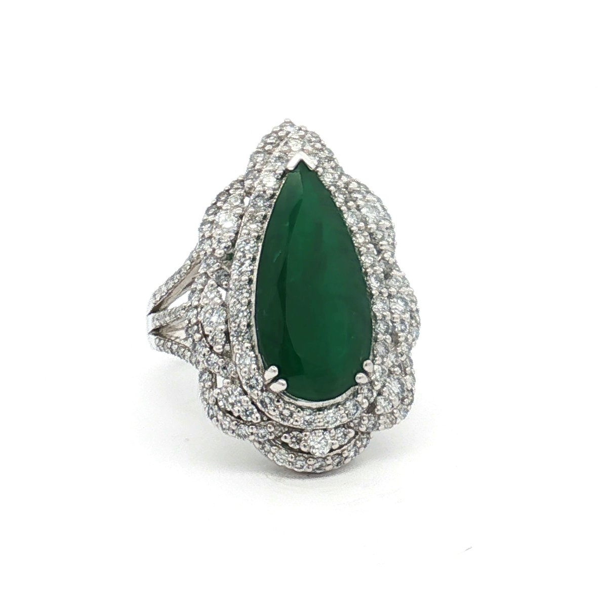 Oscar Friedman Platinum 4.8 Carat Russian Emerald and Diamond Ring (GIA Certified)