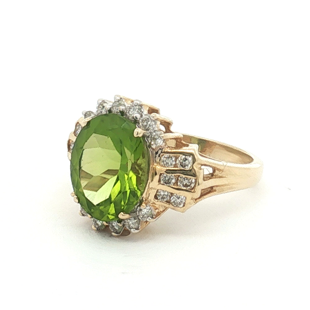 Estate 14K Yellow Gold 5.10 Carat Peridot and Diamond Ring