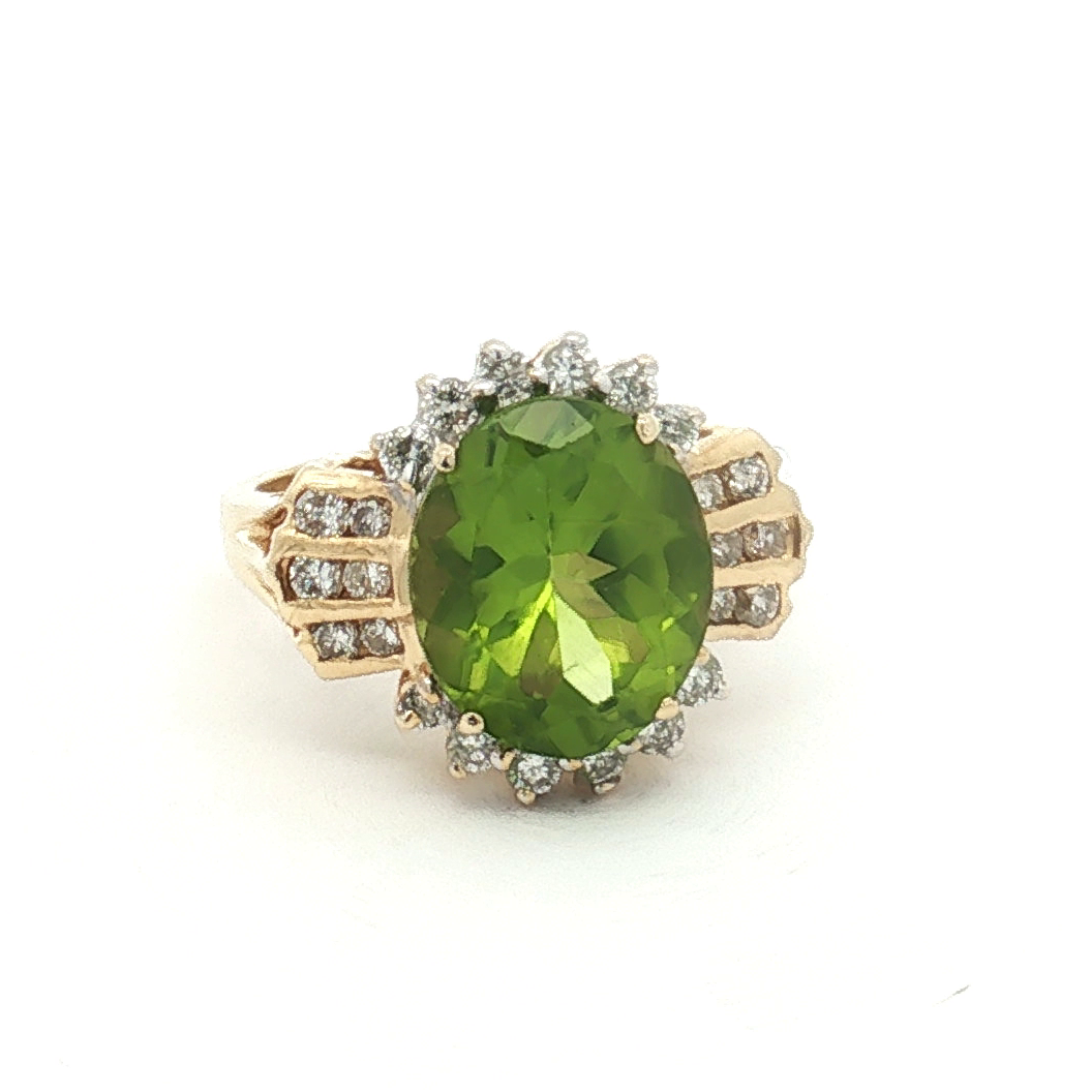 Estate 14K Yellow Gold 5.10 Carat Peridot and Diamond Ring