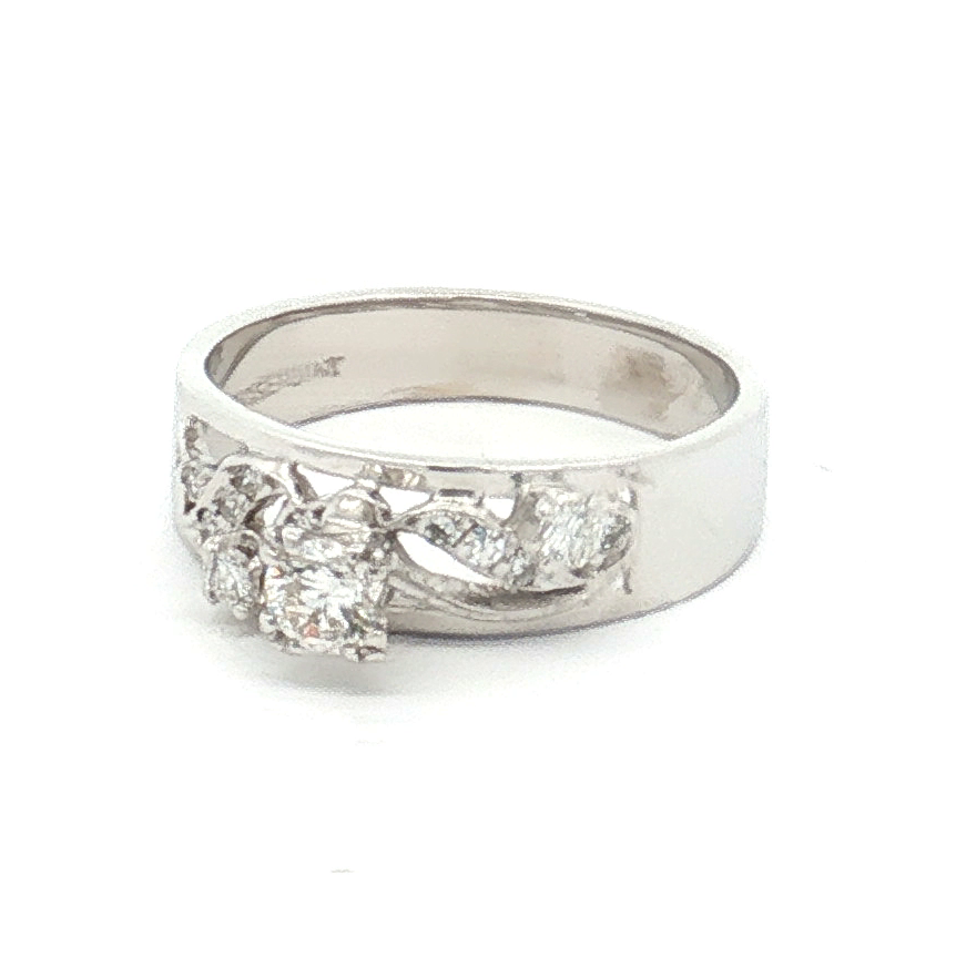 Estate 14K White Gold Diamond Ring
