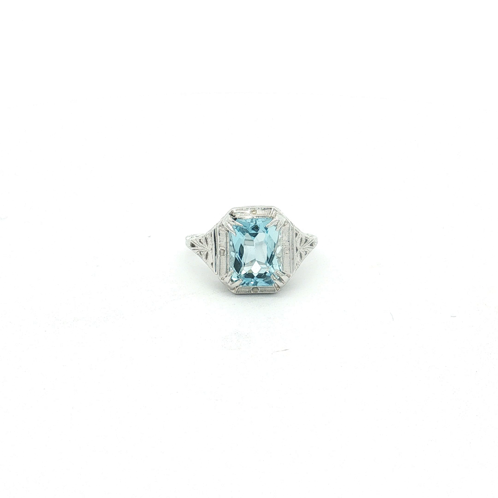 Antique ca. 1930's 18K White Gold Filigree Aquamarine Ring