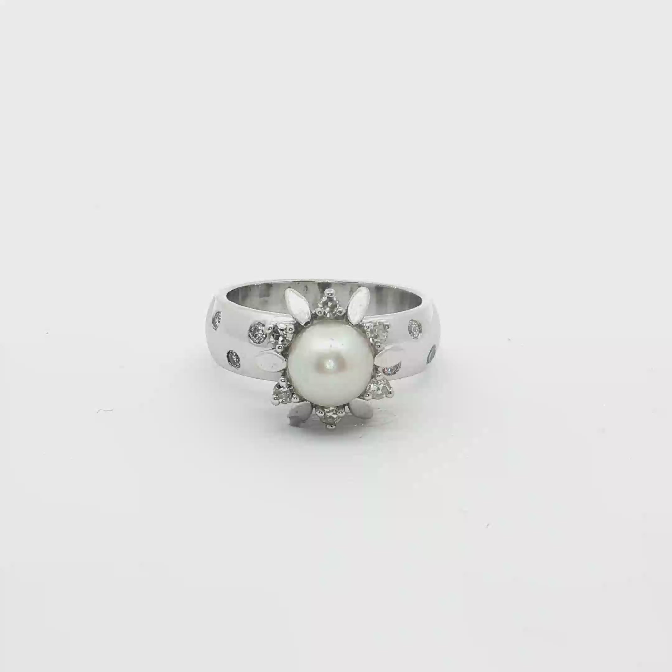 14K White Gold Estate Pearl & Diamond Ring